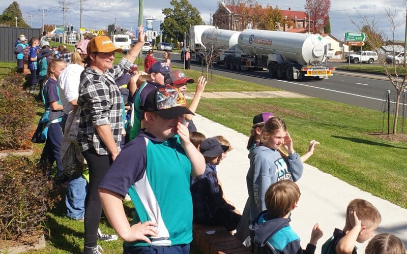 Lights, Sirens, Storytime! Glen Innes Keeps Reading Rolling