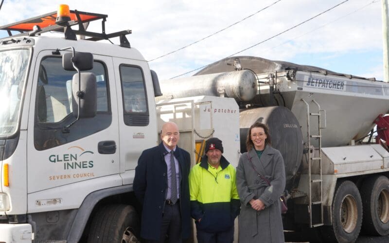 Stephen Crabbe with the Mayor and General Manager, pictured with Council’s jetpatcher truck