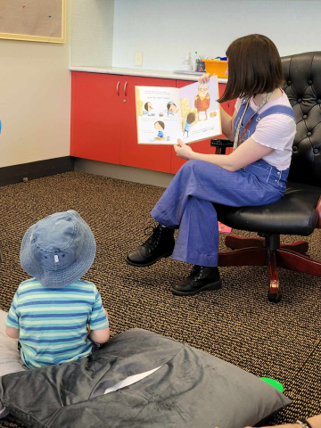 Tiny Tots Storytelling