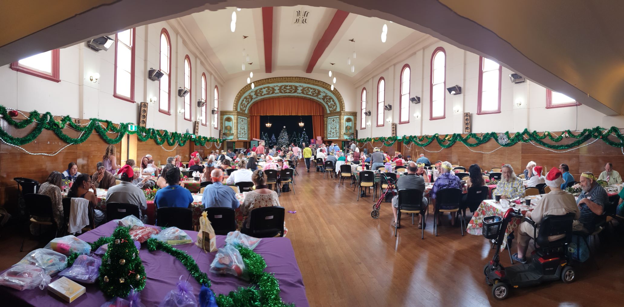 christmas lunch GI town hall