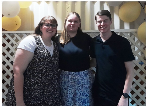 GLEN INNES HIGHLANDS LIONESS LIONS CLUB POST SECONDARY SCHOLARSHIP PROJECT