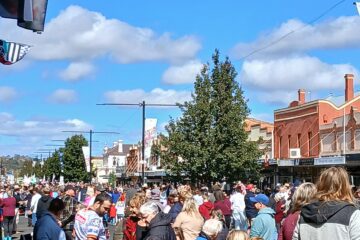 Huge crowds for ANZAC services
