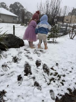 Photo: Tiarney-lee Alt snow kids